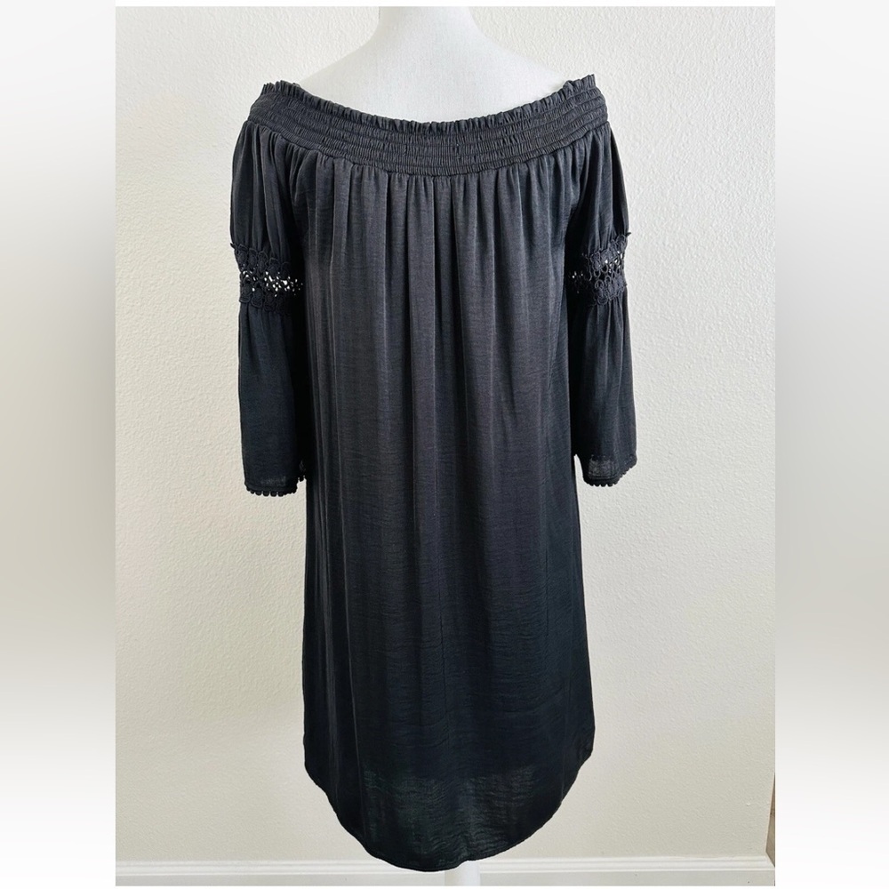 JENNIFER LOPEZ Off the Shoulder pullover Lace Detailed Dress Size L - Picture 3 of 9